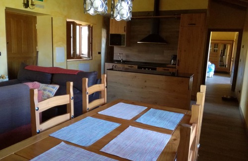 Narvaja Cabaña | Casa rural (alquiler íntegro) Lecea y Alianzas para 5 personas