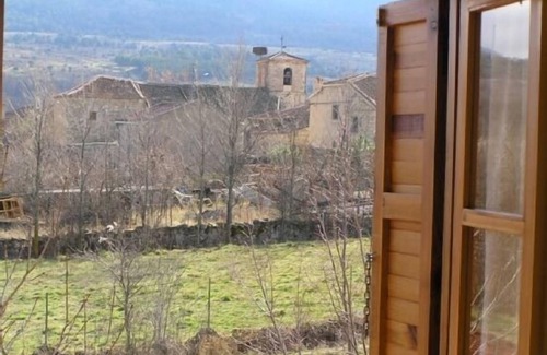 La Salceda Cabaña | Casa rural (alquiler íntegro) La Solanilla 2 para 10 personas