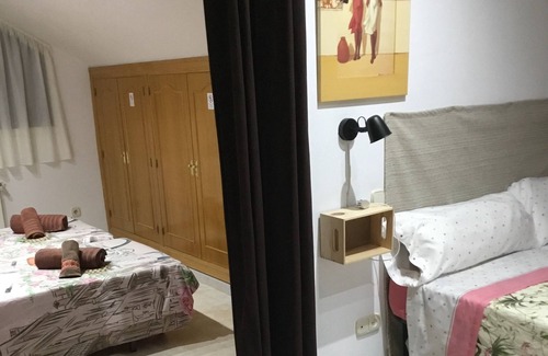Becerril de la Sierra Chalet De Esquí | Casa rural (alquiler íntegro) Samburiel para 15 personas