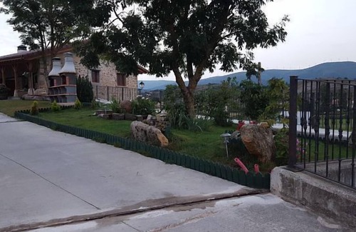 Narvaja Cabaña | Casa rural (alquiler íntegro) Lecea y Alianzas para 13 personas