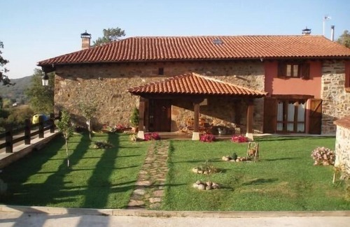 Pineda de la Sierra Cabaña | Casa rural (alquiler íntegro) El Hayedo para 8 personas