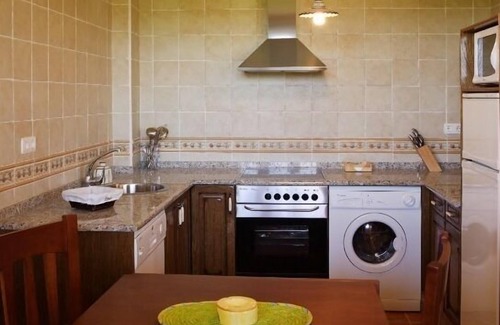 Serantes Cabaña | Casa rural (alquiler íntegro) La Lama para 4 personas