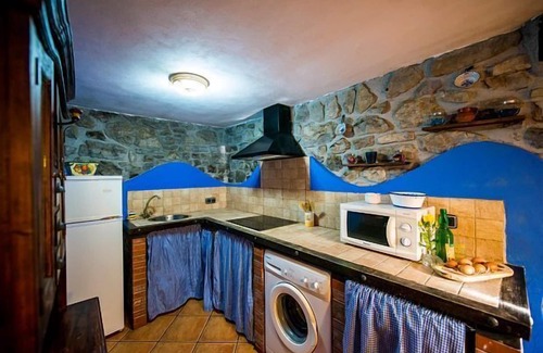 Oseja de Sajambre Cabaña | Casa rural (alquiler íntegro) El Encanto del Valleval Casa El Pinto (4 personas)