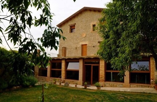 Osso de Sio Cabaña | Casa rural a 8km de Agramunt con 2 piscinas interior y exterior, wifi gratis