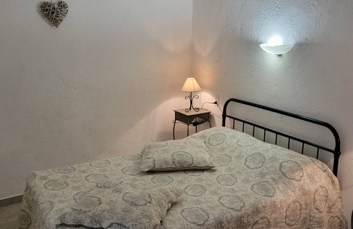 Les Assions Otro | Self catering accomodation Ardèche méridionale Les Vans CAPACITE maxi 4/ 5 persons