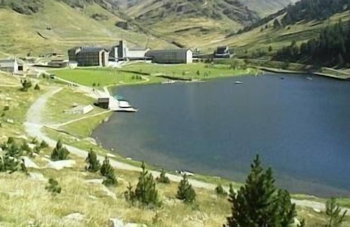 Campelles Cabaña | Casa rural (alquiler íntegro) Can Tubau para 25 personas