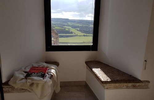 Fonolleres Cabaña | Casa rural (alquiler íntegro) Castell de Fonolleres para 12 personas