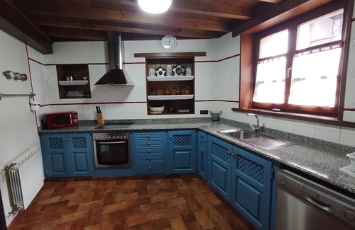 La Portilla Cabaña | Casa rural (alquiler íntegro) La Magdalena para 10 personas