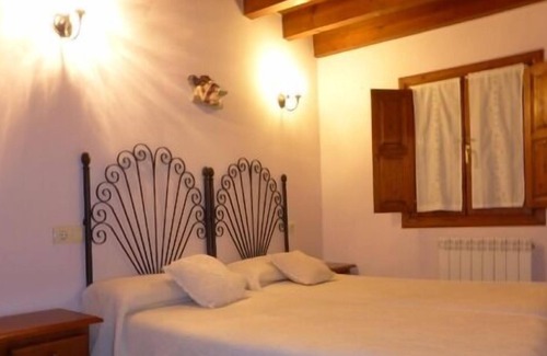 Sebreno Cabaña | Casa Rural El Acebo, de alquiler íntegro y perfecta situación.