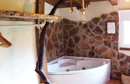 Prades Cabaña | Habitación rural con cocina y bañera hidromasaje (2 personas)
