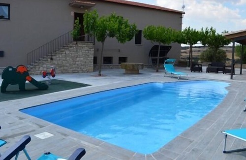 Montfalco Murallat Cabaña | Casa rural (alquiler íntegro) L'Era de Cal Gomà para 14 personas