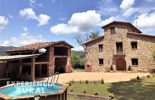 Les Preses Cabaña | Fantástica casa rural muy bien comunicada con capacidad para 14 personas