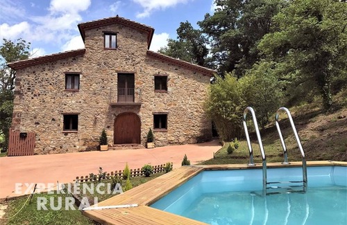 Les Preses Cabaña | Fantástica casa rural muy bien comunicada con capacidad para 14 personas