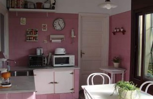 Baselgas Casa | Casa rural (alquiler íntegro)14 personas. Estancia mínima 2 noches.