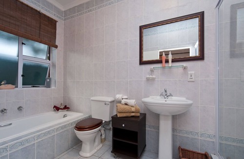 Eastcliff Casa | Self catering o B&B, ubicado en el popular suburbio de Eastcliff