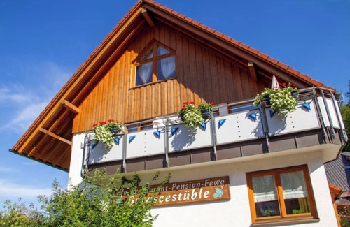Triberg im Schwarzwald Apartamento | Self check in - small apartment right by the waterfall