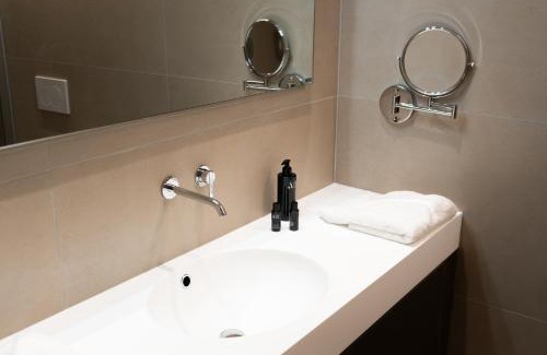 Arbedo-Castione Cama Y Desayuno | SELF CHECK IN Arbed Living Apartments Arbedo Castione