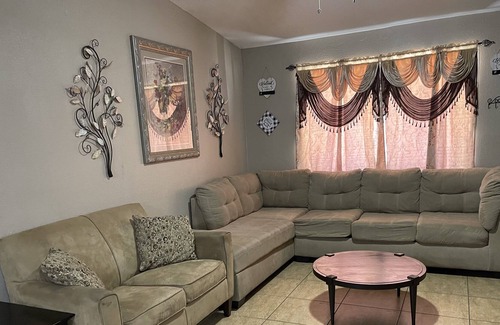 Maryvale Casa | Self Check-In Home in West Phoenix