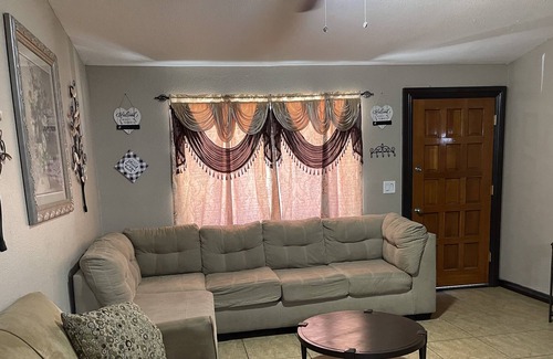 Maryvale Casa | Self Check-In Home in West Phoenix