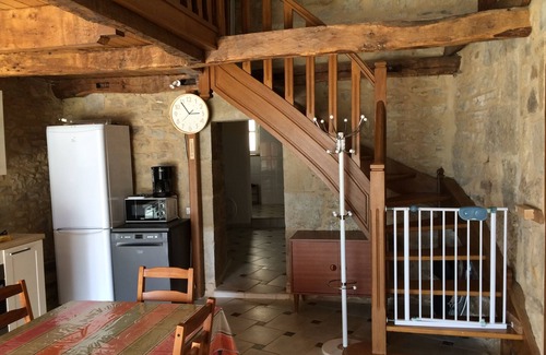 Castelnau-de-Mandailles Casa | Cottage Les Boraldes con piscina