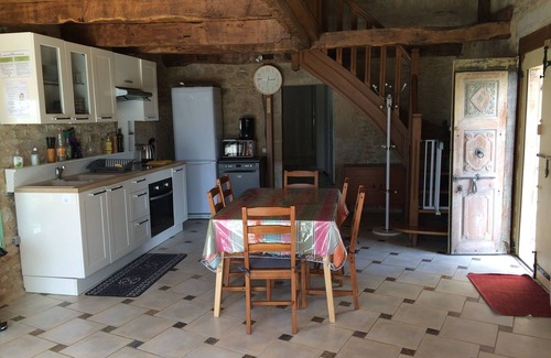 Castelnau-de-Mandailles Casa | Cottage Les Boraldes con piscina
