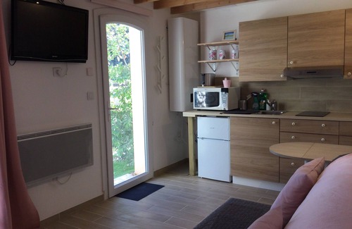 Roquevaire Casa | Self-contained studio near calanques Cassis Aix Marseille