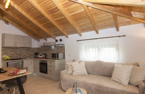 Lefktron Apartamento | Selinitsa Stone Studio - Mani Seaview Retreat