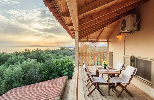 Lefktron Apartamento | Selinitsa Stone Studio - Mani Seaview Retreat