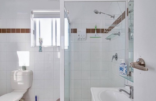 Semaphore Apartamento | Semaphore's Seaside Retreat