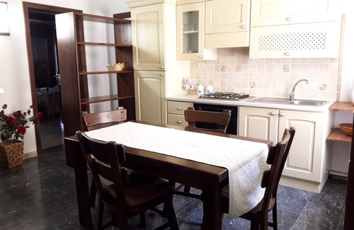 Capoterra Apartamento | Apartamento en la villa pareada