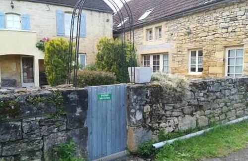 Sainte-Mondane Casa | Gite adjoining Beynac property