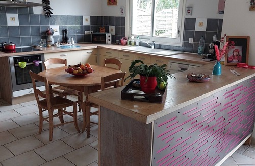 Lahourcade Casa | Semi-detached house in the countryside garden covered terrace