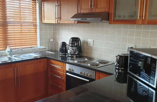 Tokai Casa | Semi-detached Town House with 3 bedrooms, 2.5 bathrooms, lounge and patio