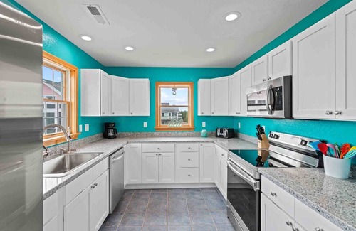 Rodanthe Casa | Semi-Ocean front property with direct access to beach from property