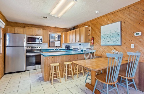 South Nags Head Casa | Semi Oceanfront, 100ft to beach, community pool