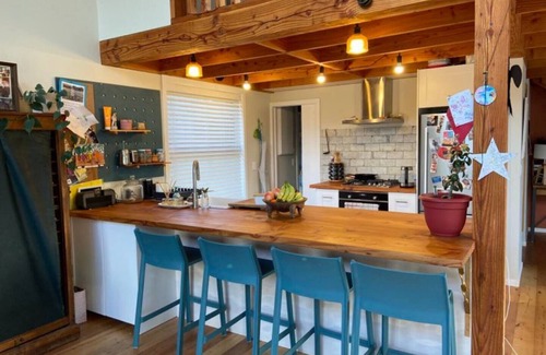 Wanaka Casa | Semi Self-Sufficient, Pet and Family Paradise