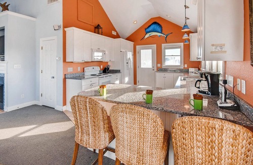 Wind Over Waves Casa | Destacable semi-Soundfront Home-Pool, jacuzzi, GameRm, DogFriendly, Sound Access