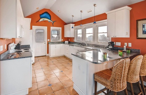 Wind Over Waves Casa | Destacable semi-Soundfront Home-Pool, jacuzzi, GameRm, DogFriendly, Sound Access