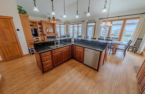 Wind Over Waves Casa | Semi-Soundfront: Pool, Hot Tub, Game Room, Elevator, Boat Ramp, Linens Included