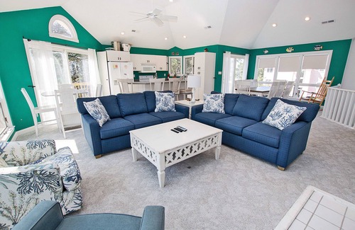 Monteray Shores Casa | Semi-Soundfront, Private Pool, Hot Tub, Gas grill, MS9, Mango Manor