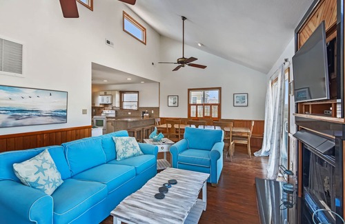 Ocean Hill Casa | SEMI FRENTE AL MAR Sobresaliente OCEAN VWS! Piscina, HotTub, cercado en el patio para perros!