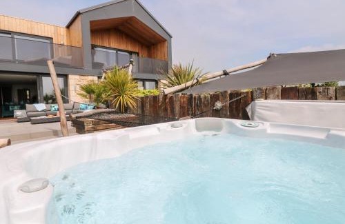 Penzance Casa | Sennen Skies