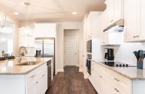 Senoia Casa | Senoia Luxury Country Home with Master on the Main
