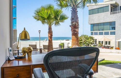 The Strand Casa | ★ Sensacional retiro frente al mar en The Strand ★ Diversión familiar con estilo