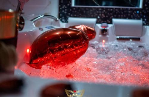 Poincare - Foch - Anatole France - Croix de Bourgogne Apartamento | Sensual SPA- Love ROOM Jacuzzi Hammam Terrasse