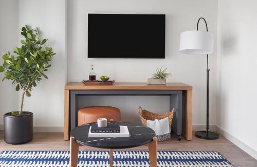 East Cesar Chavez Apartamento | Sentral East Austin at 1614 E Sixth