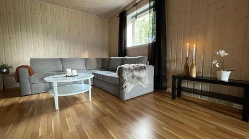 Sorreisa Municipality Apartamento | Sentral og romslig leilighet nært Senja