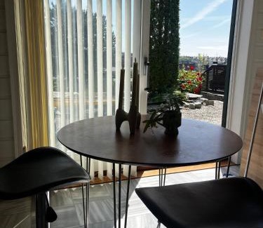Sandnes Apartamento | Sentral, romslig og lys leilighet med parkering