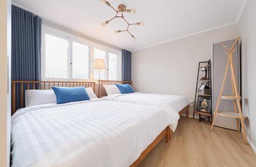 Gongdeok-dong Apartamento | Seodam Stay - 8 Min Walk from Seoul Station Well-Connected #Hongdae #DDP
