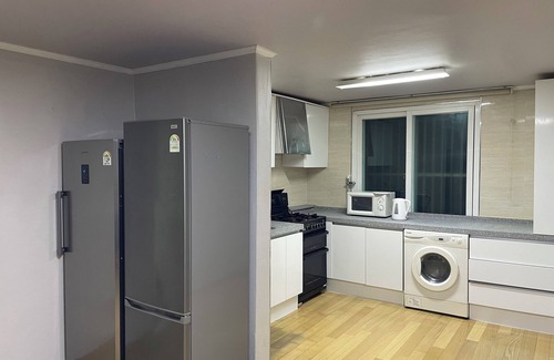Namyeong-dong Apartamento | [Seoul Station 9min.] Seoul Central Moon House